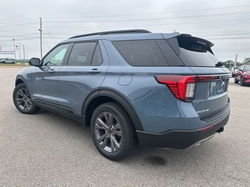New 2026 Ford Explorer Active AWD/4WD image 25