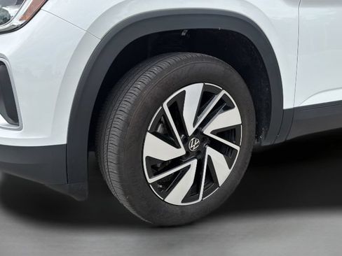 Certified 2026 Volkswagen Atlas SE AWD/4WD image 10