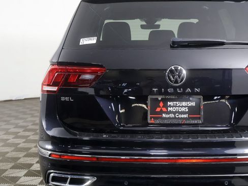 Used 2023 Volkswagen Tiguan SEL R-Line AWD/4WD image 17