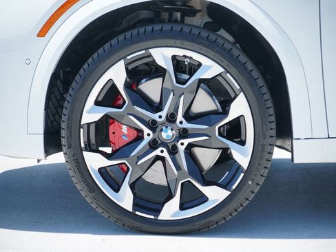 New 2026 BMW X2 xDrive28i w/ Technology Package AWD/4WD image 5