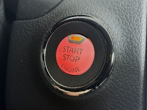 Used 2017 Nissan Altima 2.5 SR w/ Midnight Edition Package image 21