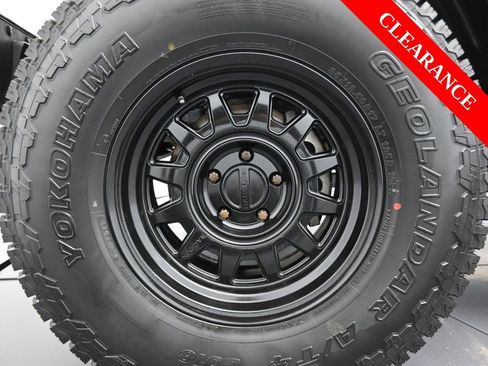 Used 2023 Jeep Gladiator Mojave w/ Trailer Tow Package image 37