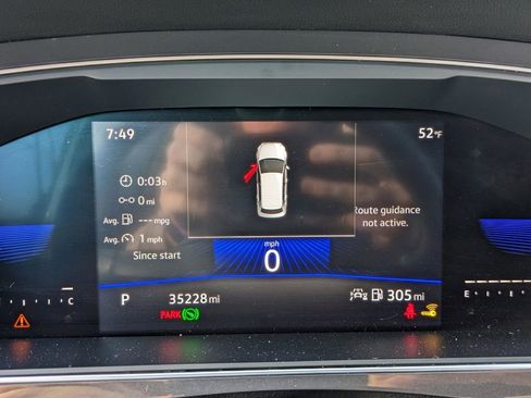 Certified 2023 Volkswagen Tiguan SE w/ Panoramic Sunroof Package image 30