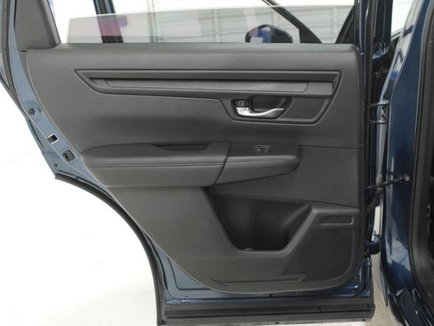 Used 2023 Honda CR-V LX image 30