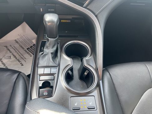 Used 2024 Toyota Camry XSE image 17