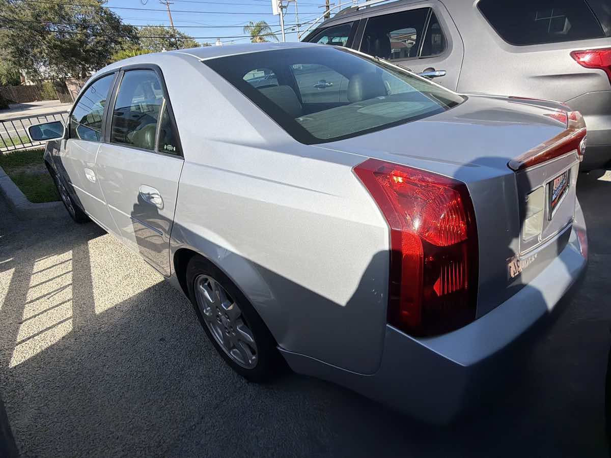 Used 2003 Cadillac CTS 3.2 w/ Preferred Equipment Group RWD image 2