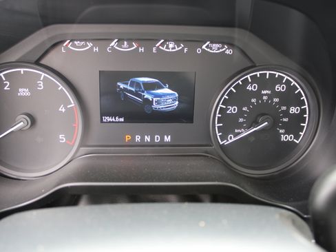 Used 2024 Ford F550 4x4 Regular Cab Super Duty image 12