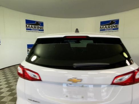 Used 2021 Chevrolet Equinox LT FWD image 9
