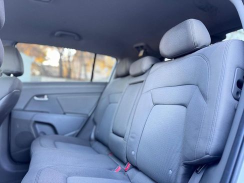 Used 2014 Kia Sportage LX image 16