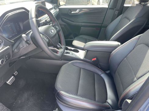 Used 2024 Ford Escape ST-Line w/ Cold Weather Package image 11