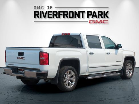 Used 2015 GMC Sierra 1500 SLT w/ SLT Crew Cab Value Package AWD/4WD image 3