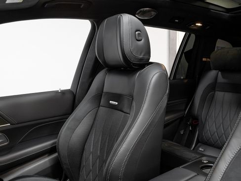 Used 2022 Mercedes-Benz GLS 63 AMG 4MATIC image 11