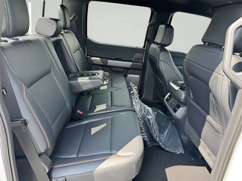 New 2025 Ford F150 Lariat w/ Equipment Group 501A Mid image 31