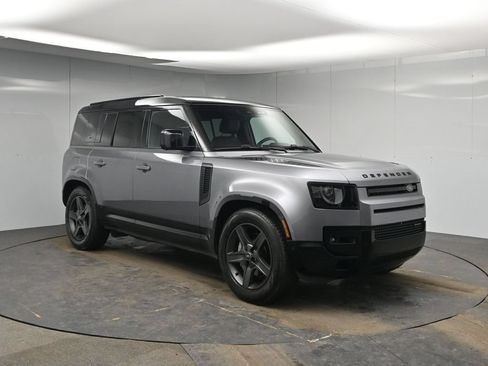 Used 2023 Land Rover Defender 110 X-Dynamic SE AWD/4WD image 7