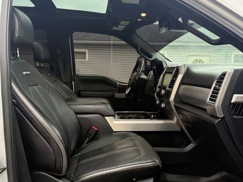 Used 2017 Ford F250 Platinum w/ Platinum Ultimate Package image 19