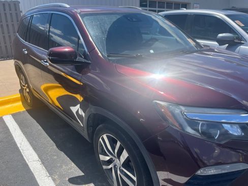 Used 2016 Honda Pilot Elite image 3