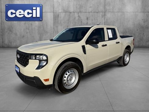 Used 2025 Ford Maverick XL FWD image 1