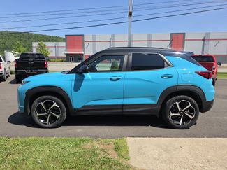 Used 2021 Chevrolet TrailBlazer RS w/ Sun and Liftgate Package AWD/4WD video 5