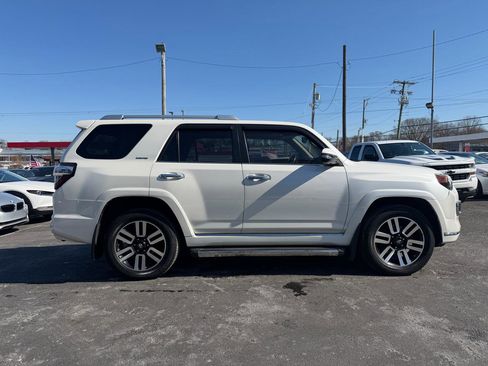 Used 2016 Toyota 4Runner Limited image 4