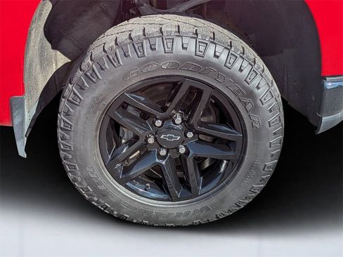 Used 2021 Chevrolet Silverado 1500 LT Trail Boss image 10