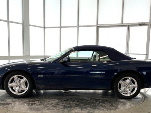 Used 1999 Jaguar XK8 Convertible RWD image 4