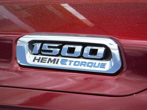 Certified 2024 RAM 1500 Laramie AWD/4WD image 9