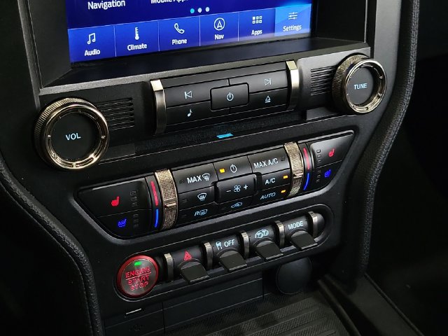 Used 2022 Ford Mustang Shelby GT500 w/ Technology Package RWD image 24