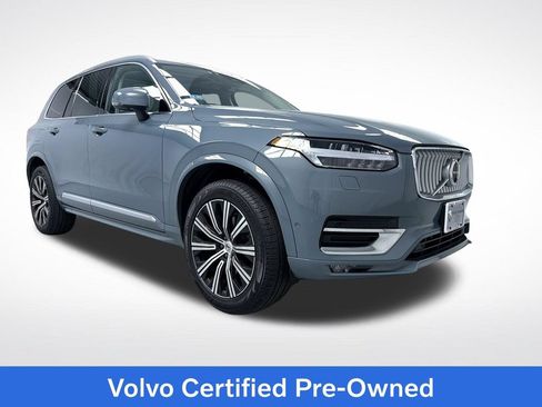 Used 2023 Volvo XC90 B6 Plus w/ Protection Package AWD/4WD image 1