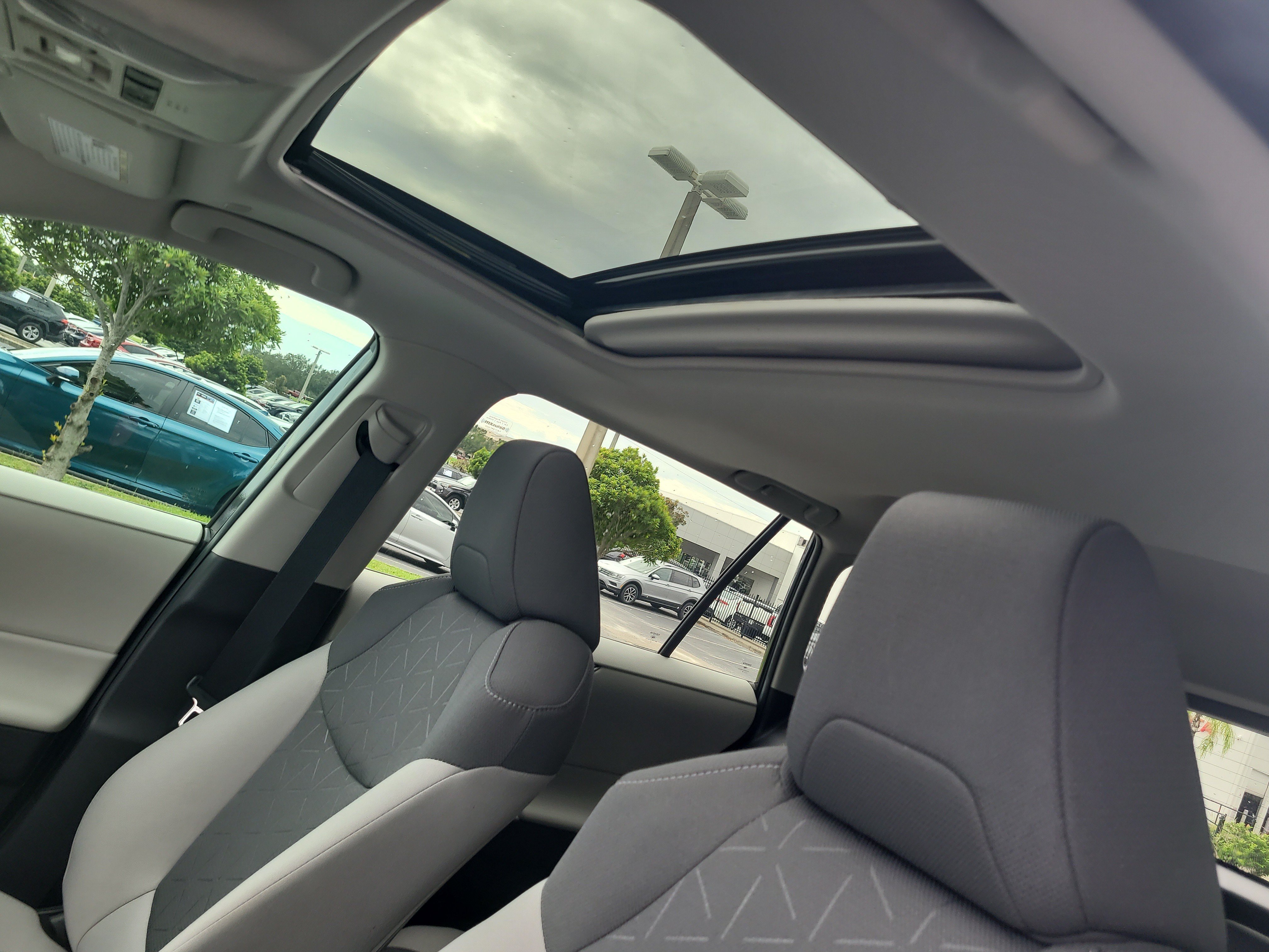Certified 2023 Toyota RAV4 XLE w/ Convenience Package FWD image 23