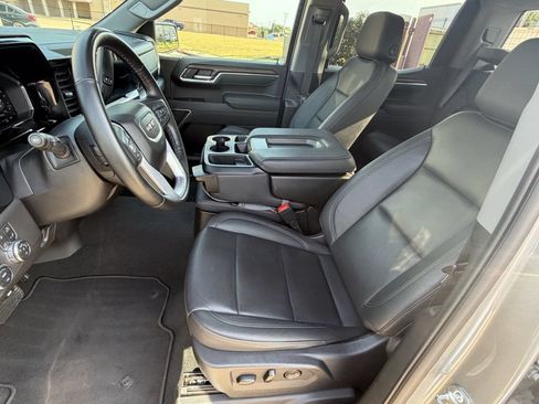 Used 2026 GMC Sierra 1500 SLT RWD image 22