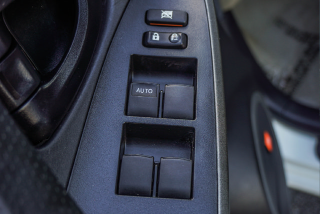Used 2011 Toyota RAV4 Limited w/ Limited Extra Value Pkg FWD image 14