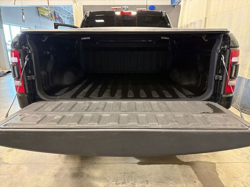 Used 2024 RAM 1500 Laramie AWD/4WD image 22