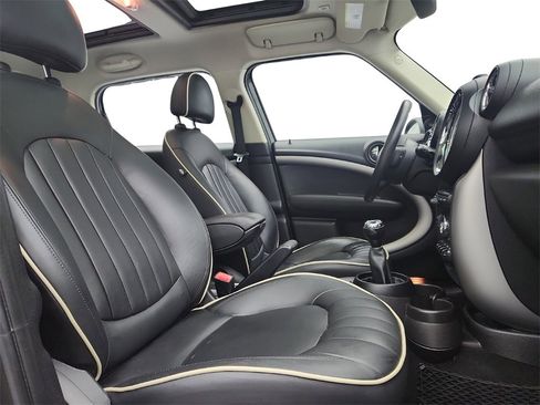 Used 2014 MINI Cooper Countryman image 25