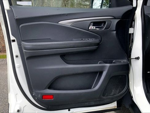 Used 2019 Honda Ridgeline RTL image 22