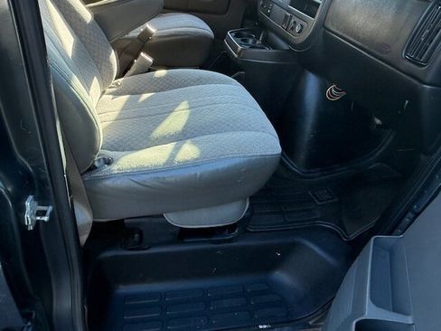 Used 2015 Chevrolet Express 2500 LS image 13