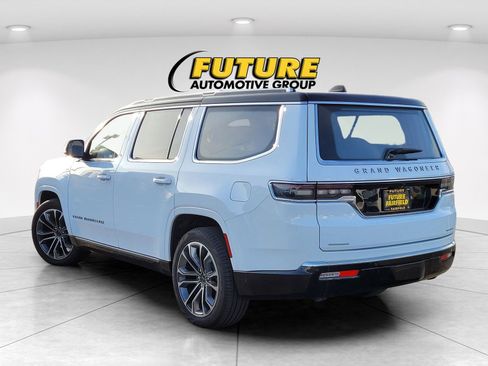 New 2023 Jeep Grand Wagoneer Series III image 7