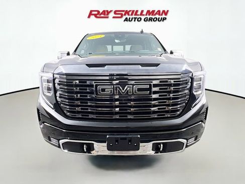 Used 2023 GMC Sierra 1500 Denali Ultimate AWD/4WD image 2