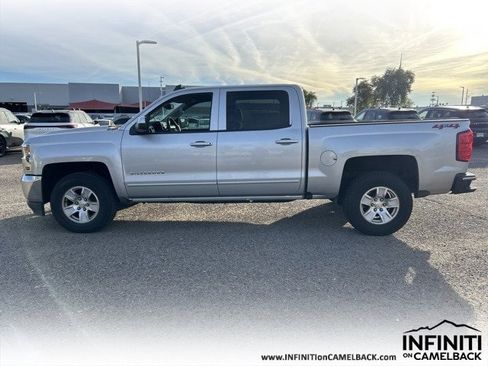 Used 2018 Chevrolet Silverado 1500 LT w/ All Star Edition image 8