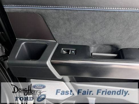 New 2026 Ford F250 Platinum image 32
