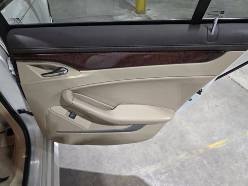 Used 2011 Cadillac CTS Luxury image 31