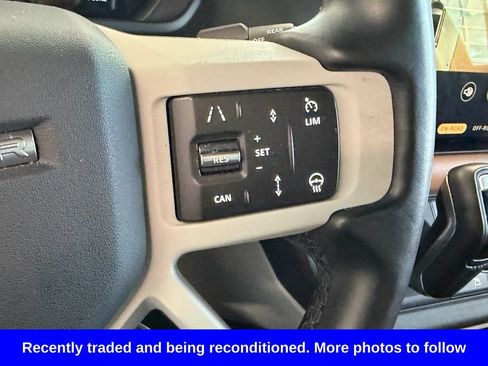 Used 2024 Land Rover Defender 130 X-Dynamic SE AWD/4WD image 20