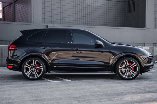 Used 2014 Porsche Cayenne GTS AWD/4WD image 59