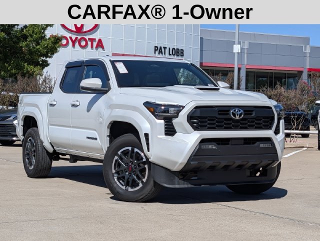 Used 2024 Toyota Tacoma TRD Sport w/ TRD Sport Upgrade Package AWD/4WD image 2