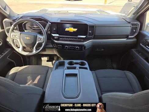 Used 2025 Chevrolet Silverado 2500 LT w/ Convenience Package AWD/4WD image 44