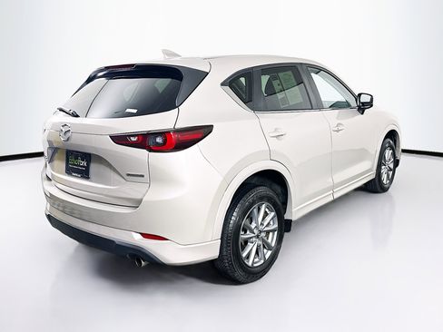 Used 2024 MAZDA CX-5 AWD 2.5 S w/ Select Package image 9