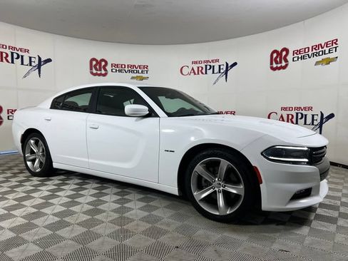 Used 2016 Dodge Charger R/T RWD image 1