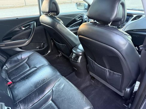 Used 2013 Hyundai Azera w/ Technology Pkg FWD image 11