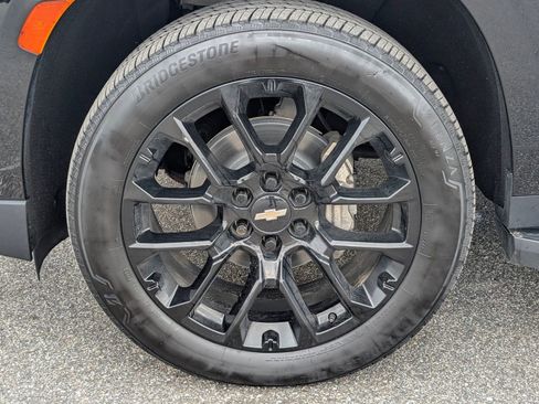 Used 2022 Chevrolet Suburban RST w/ Luxury Package image 43