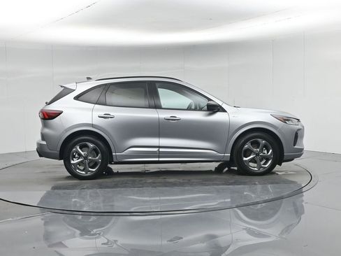 Used 2024 Ford Escape ST-Line w/ Cold Weather Package image 32