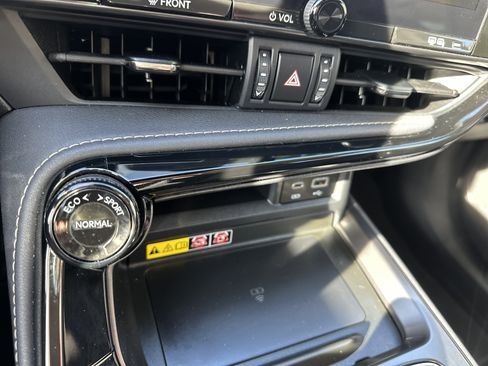 Used 2025 Lexus NX 250 FWD w/ Accessory Package (2T) image 19